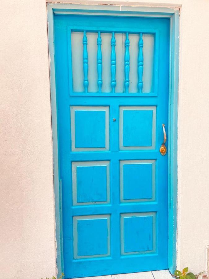 Amavi House Apartment Flores Bagian luar foto