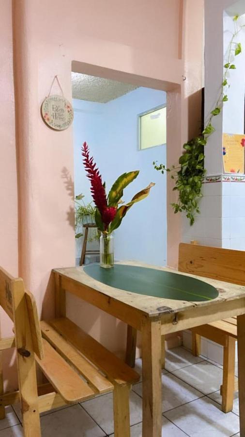 Amavi House Apartment Flores Bagian luar foto